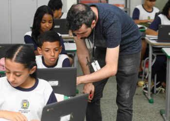 Nomeação de 50 aprovados em concursos públicos e destaque para admissões em Saúde e Educação em Campinas