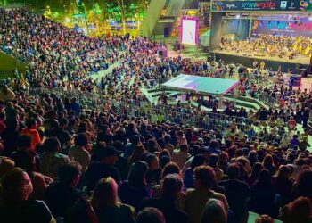 Abertura da Semana da Música com João Bosco e Orquestra Sinfônica no Teatro de Arena