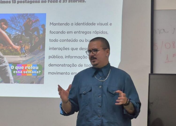 Bruno Blirix apresenta resultados de alcance digital da Semana das Juventudes 2026