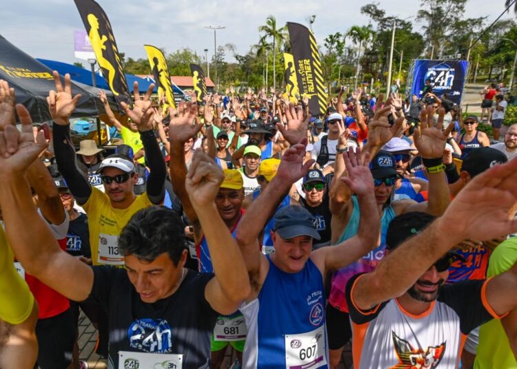 Prefeito Dário Saadi dá largada de ultramaratona no Taquaral com atletas na pista