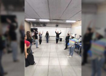 Alunas adolescentes do Projeto Mariazinha de Hortolândia se apresentam, nesta quarta-feira (26/08)