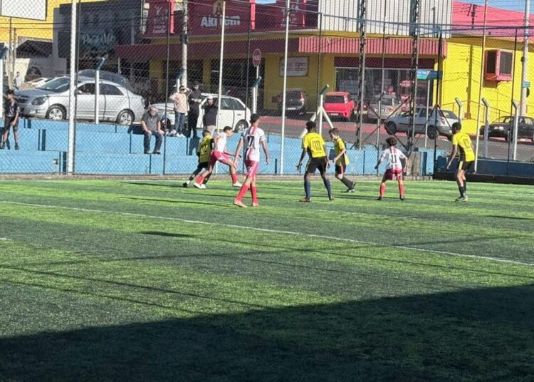 América Real vence etapa da Copa do Mundo de Futebol dos Projetos Sociais disputada no Espaço Esportivo Roque de Campos