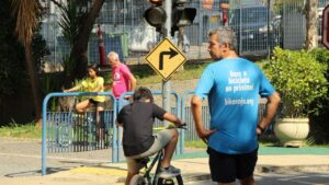 Emdec e Bike Anjo lançam aulas para ensinar a pedalar todas as idades