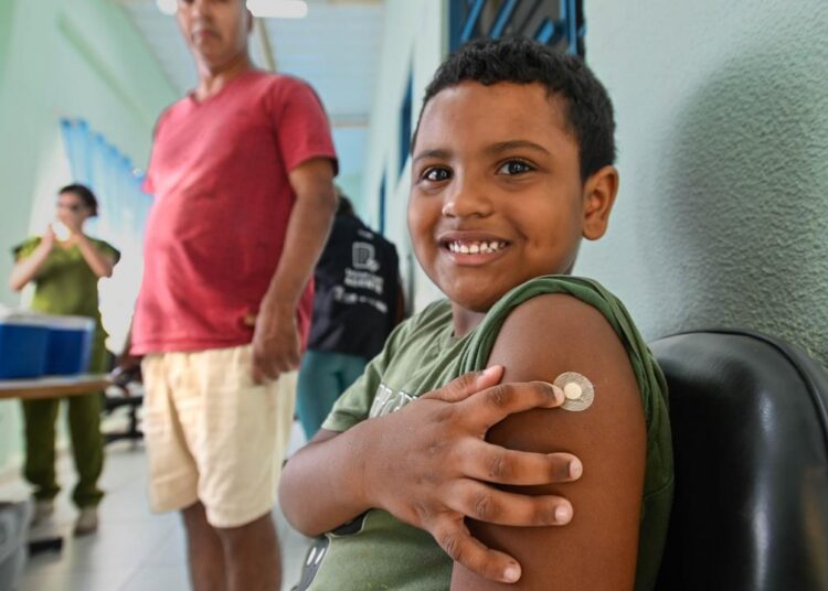 Multivacinação reforça aplicação de doses nos centros de saúde