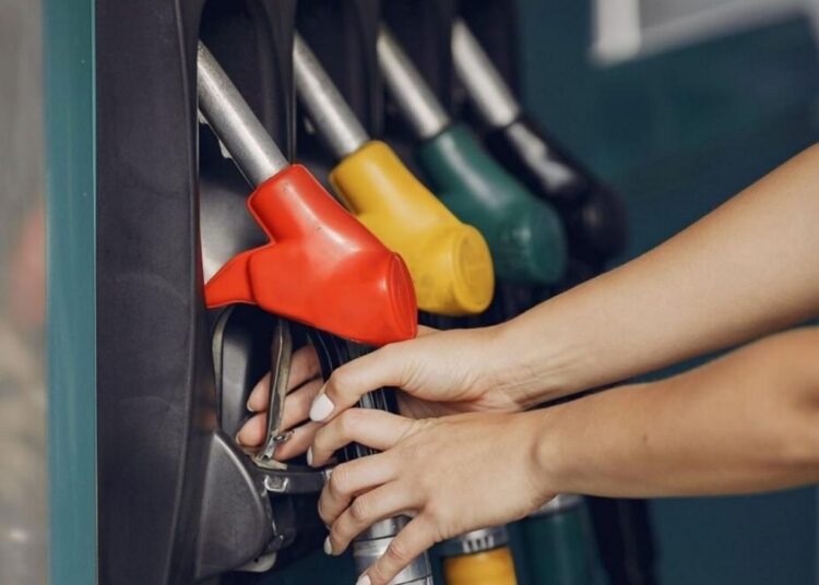 Imagem de gasolina com etanol