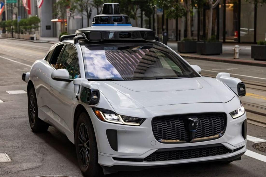 Robotáxi da Zoox em operação