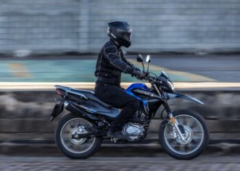 Imagem da nova motocicleta Suzuki Haojue NK160