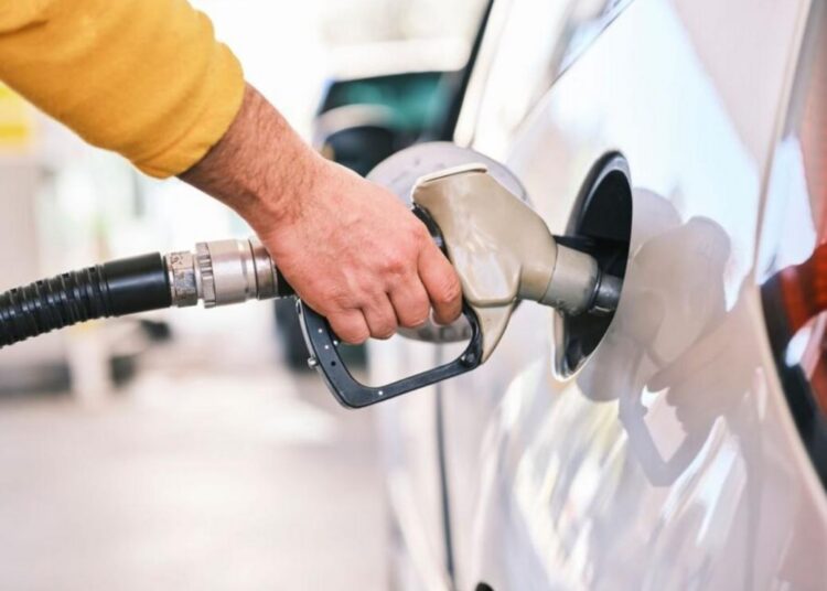 Caminhões Volkswagen testando biodiesel B100 nas estradas brasileiras.