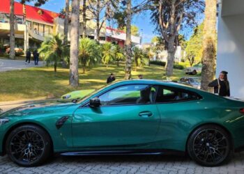 BMW M4 Competition em ação