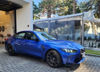 BMW M3 Competition em ação