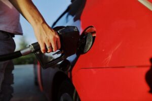 Desafios da Gasolina E20: Qualidade e Contaminação em Debate
