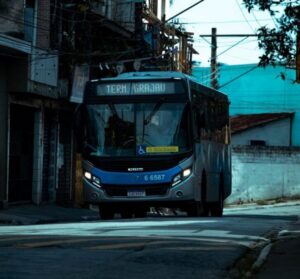 Traton Expande Financiamento para Ônibus na América do Sul
