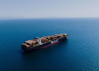 Aumenta a demanda por navios para transporte de veículos