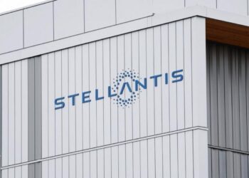Foto da fábrica de Brampton da Stellantis