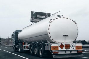 Cetesb Intensifica Monitoramento de Arla 32 em Caminhões
