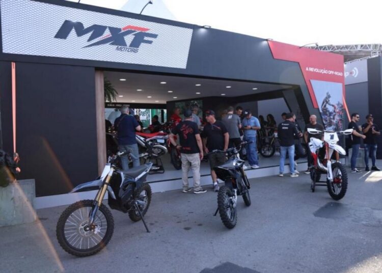 Fábrica da MXF Group em Manaus