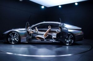 Debate Inédito: IA e Biocombustíveis no Futuro Automotivo