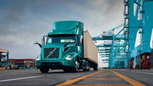 Volvo Lança Exportação de Caminhões da Fábrica no México