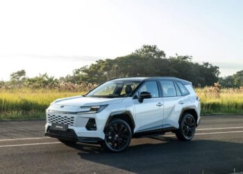 Toyota RAV4 Plug-in Hybrid 2026