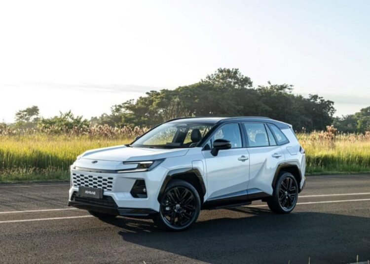 Toyota RAV4 Plug-in Hybrid 2026