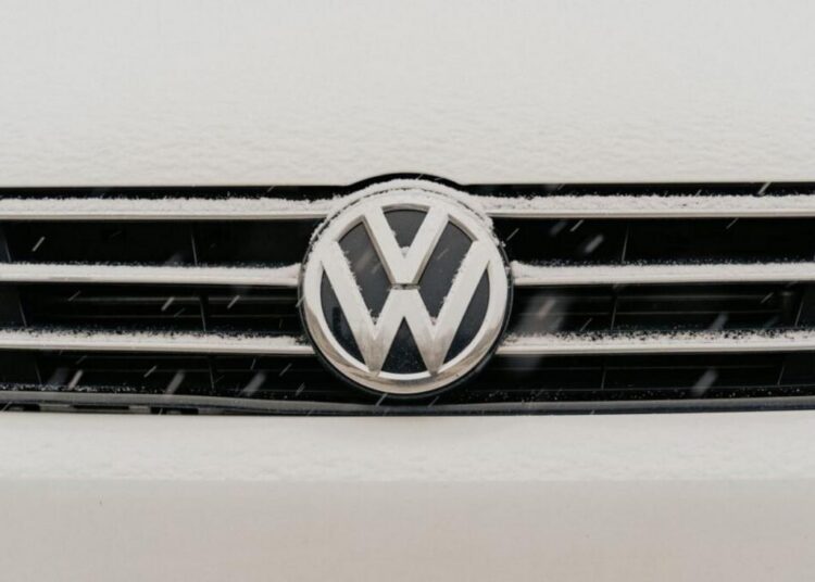Imagem da Volkswagen enfrentando desafios na Alemanha
