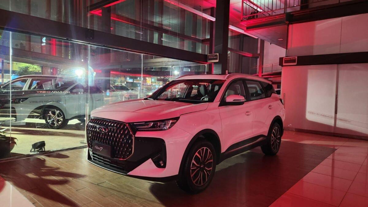 Caoa Chery Tiggo 7 em nova versão com design moderno