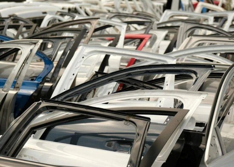 Imagem ilustrativa sobre reciclagem automotiva