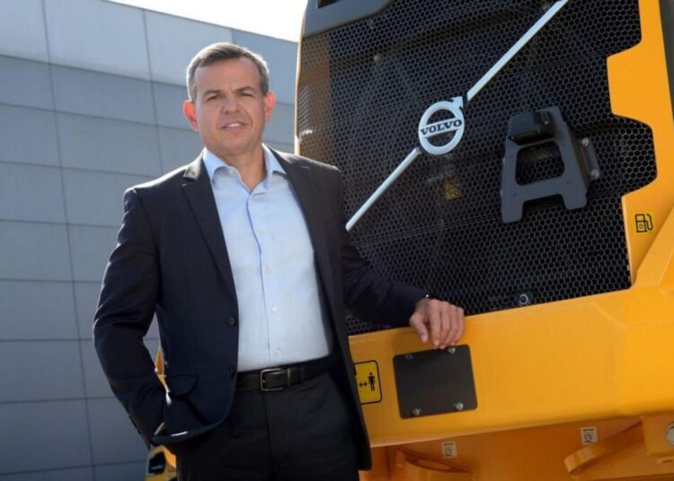 Luciano Rocha assume posição na Volvo CE