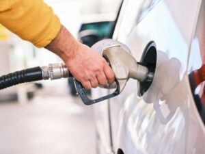 Impacto das Flutuações do Petróleo no Setor Automotivo