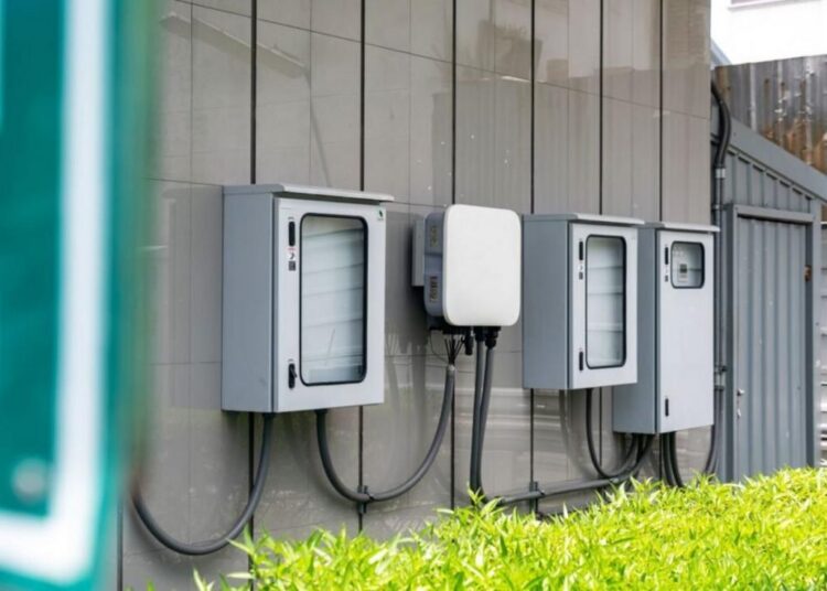 Equipamentos para controle da rede elétrica