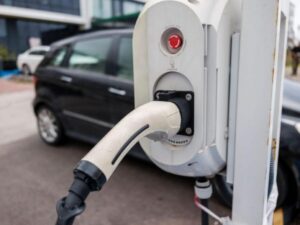 Tailândia Avança em Políticas para Baterias de Elétricos Usados