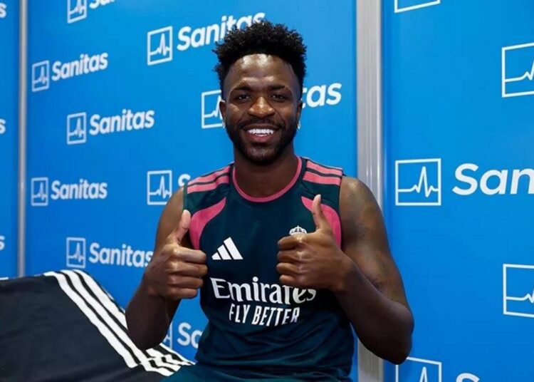 Vini Jr. em treinamento no Real Madrid