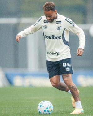 Neymar Confirmado para Jogo Crucial do Santos