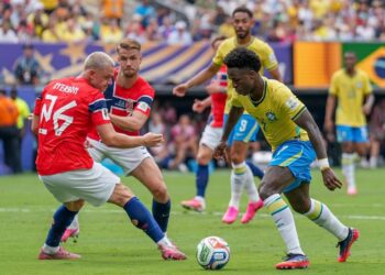 Vini Jr. durante um treino