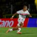 Jogador Nicolas durante partida pelo São Paulo