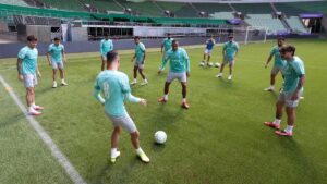 Palmeiras se prepara para duelo decisivo contra o Inter