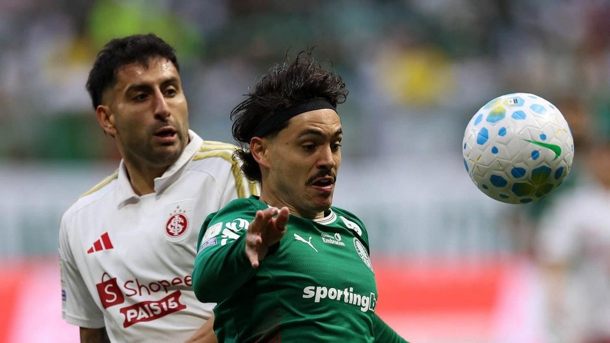 Palmeiras e Internacional se enfrentam no Brasileirão