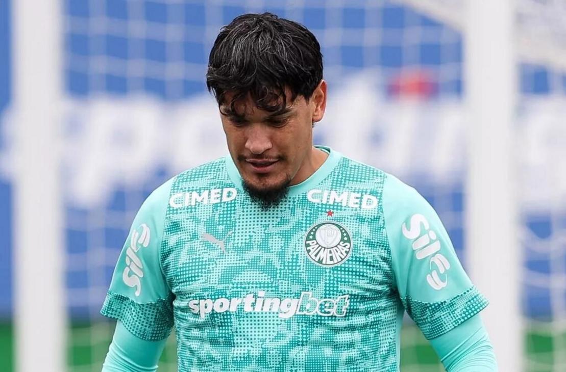 Jogadores do Palmeiras treinando na Academia de Futebol