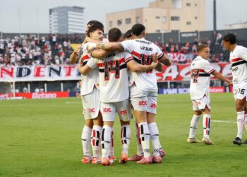 Troca de estádios entre São Paulo e Santos
