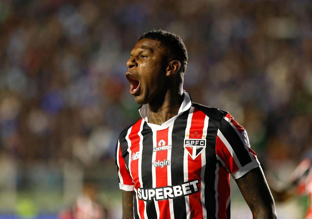 Arboleda em campo pelo São Paulo