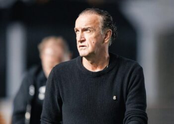 Jogadores do Santos em ação