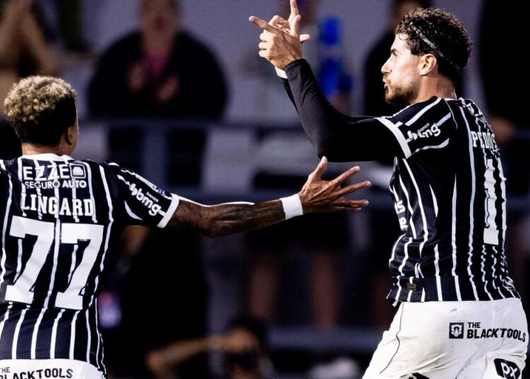 Pedro Raul em ação pelo Corinthians