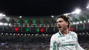 Maurício critica desatenção no Palmeiras após derrota