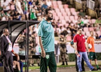 Danilo em ação como treinador do Uberlândia