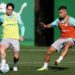 Khellven durante treinamento do Palmeiras