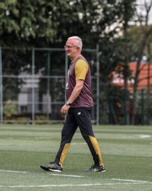 São Paulo se prepara para o duelo, mas perde Victor Sá