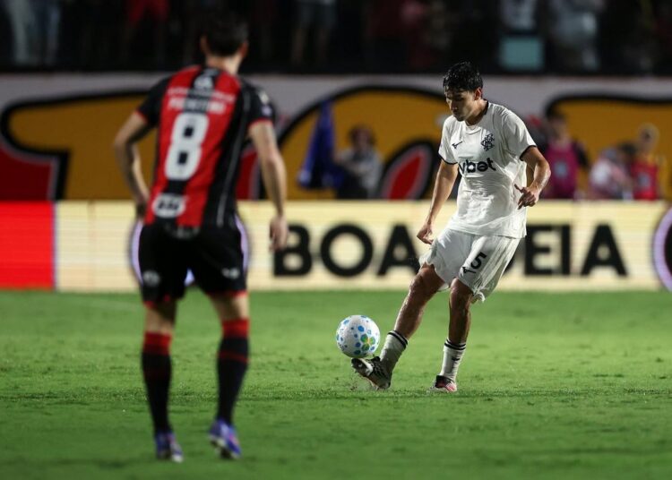 Nahuel Ferraresi em ação pelo São Paulo