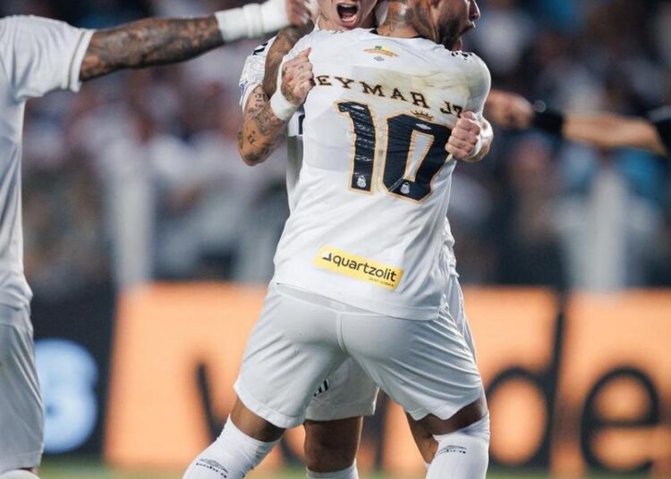 Santos na Vila Belmiro durante partida contra o Mirassol
