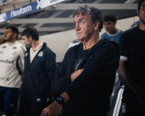Cuca em dúvida sobre Neymar no duelo contra o Palmeiras