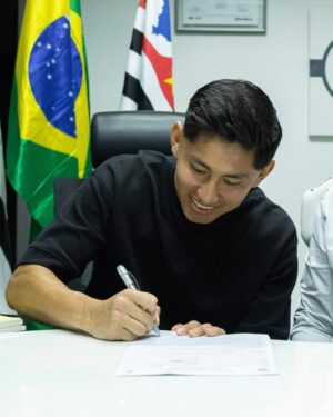 Santos amplia vínculo com Miguelito até 2029